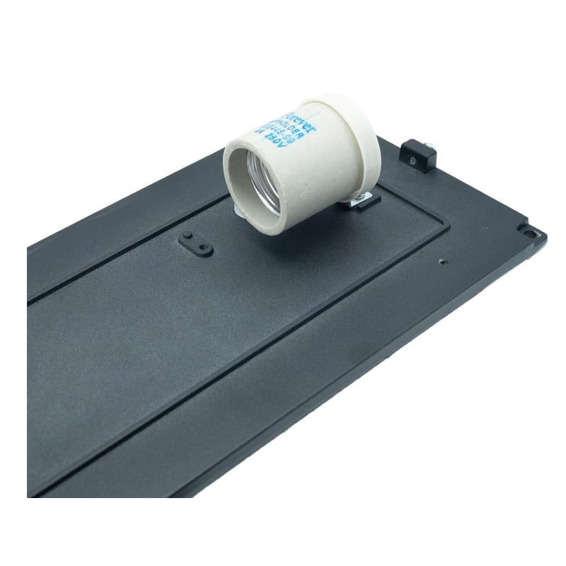 Kinkiet, lampa ogrodowa gniazdo