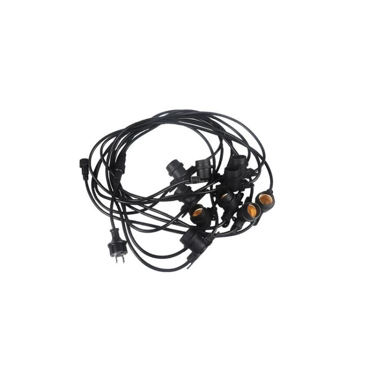 Lampa, oprawa zwieszana, girlanda 15xE27 długość 15m.jpg