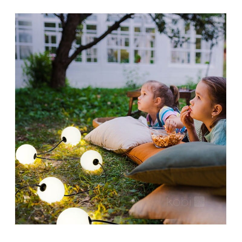 Girlanda ogrodowa 230V 10x0,8W LED 7,7m VENEZIA biała ciepła IP67 w ogrodzie