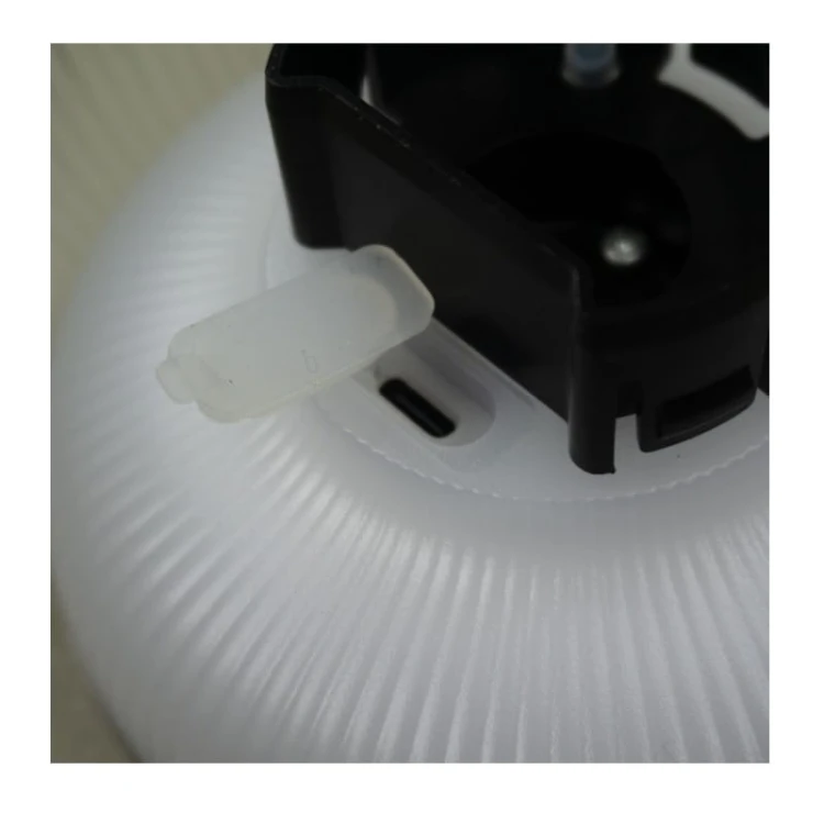ładowanie lampy EC61343