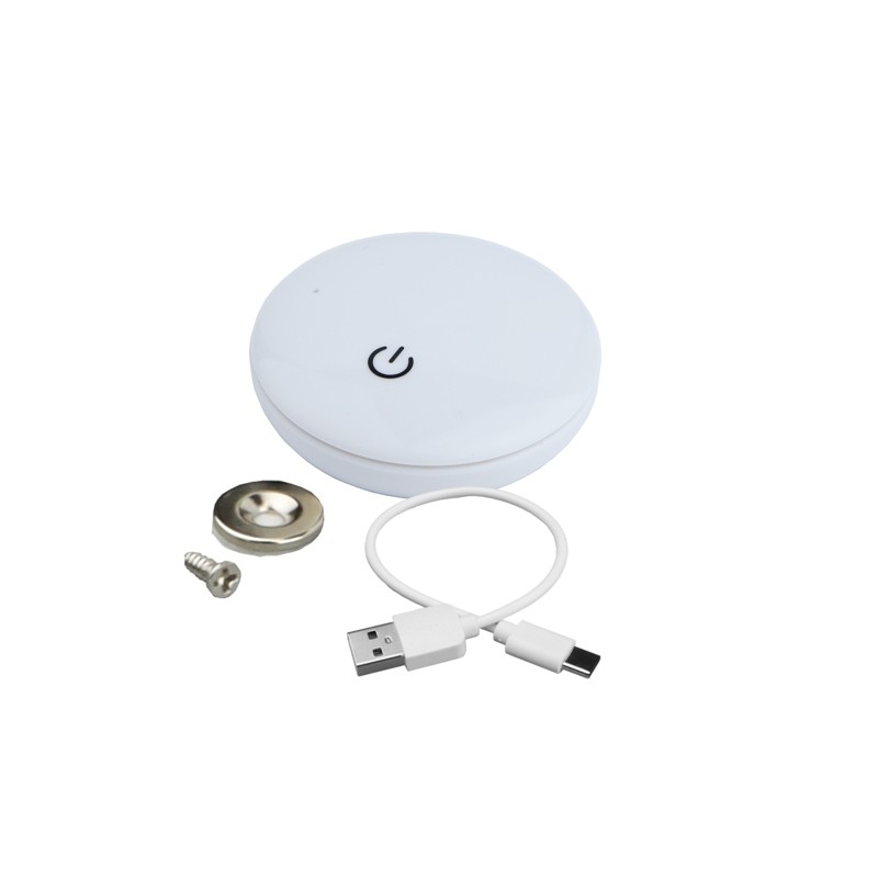 wyłącznik z kablem USB