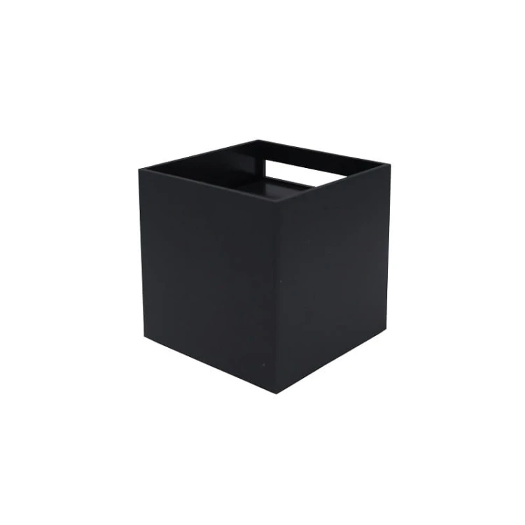 kinkiet cube widok z boku